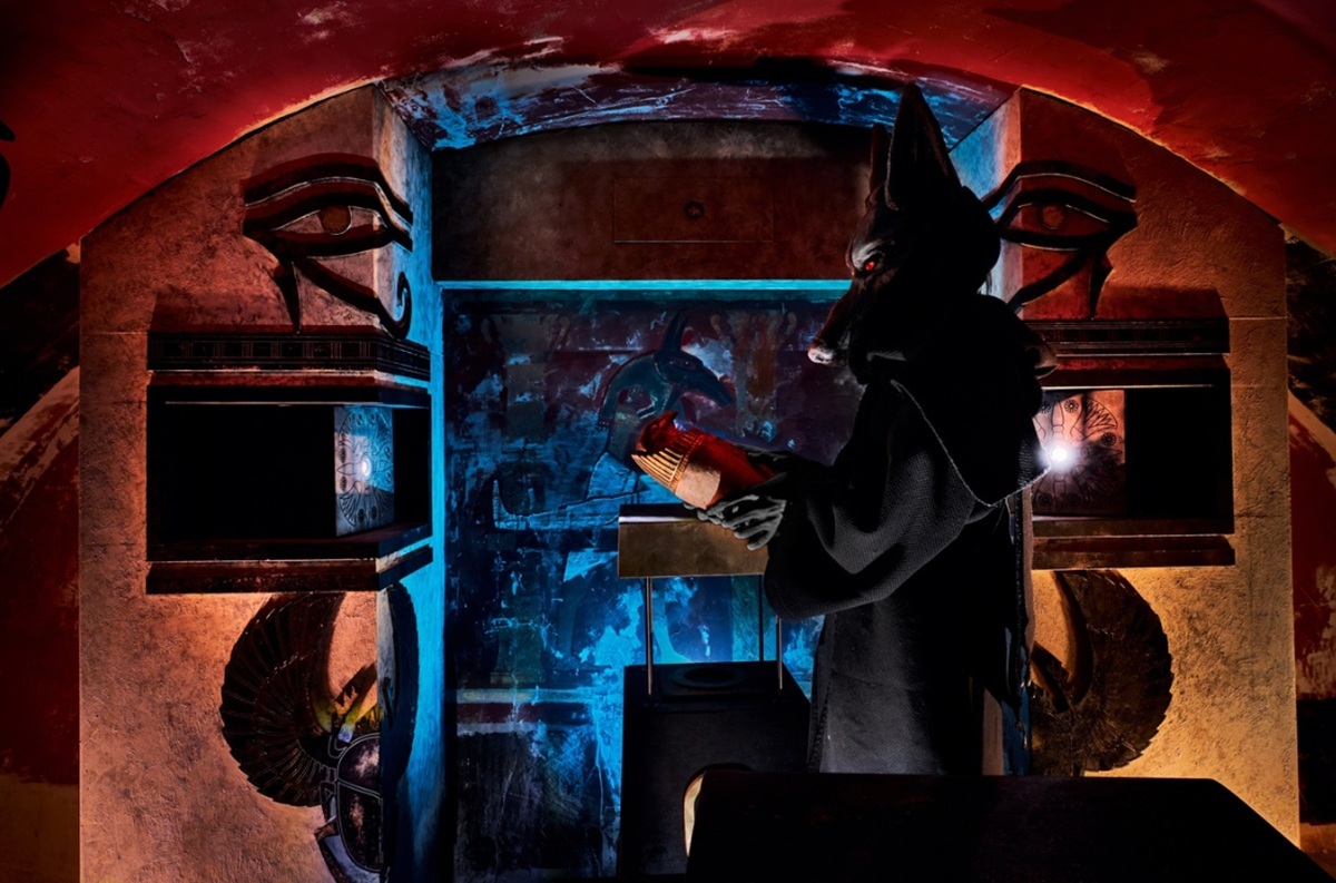 квест фараон на английском