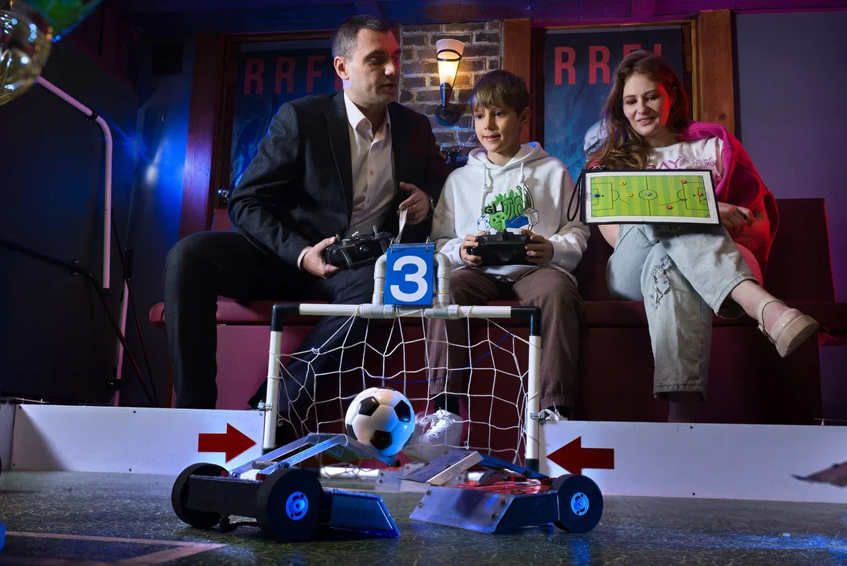 Интерактивный квест-турнир День Роботов