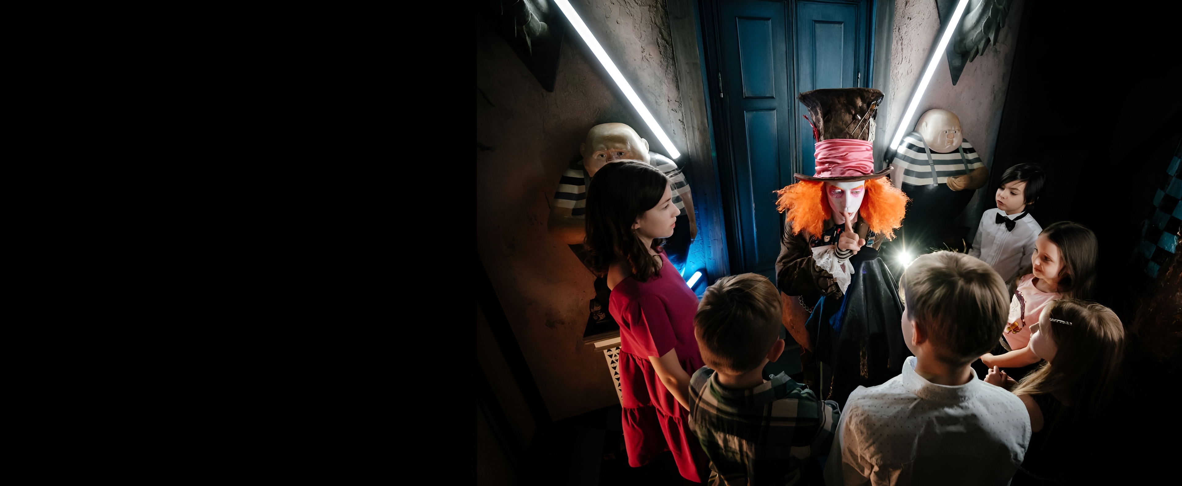 Квест - спектакль «Страна Чудес»